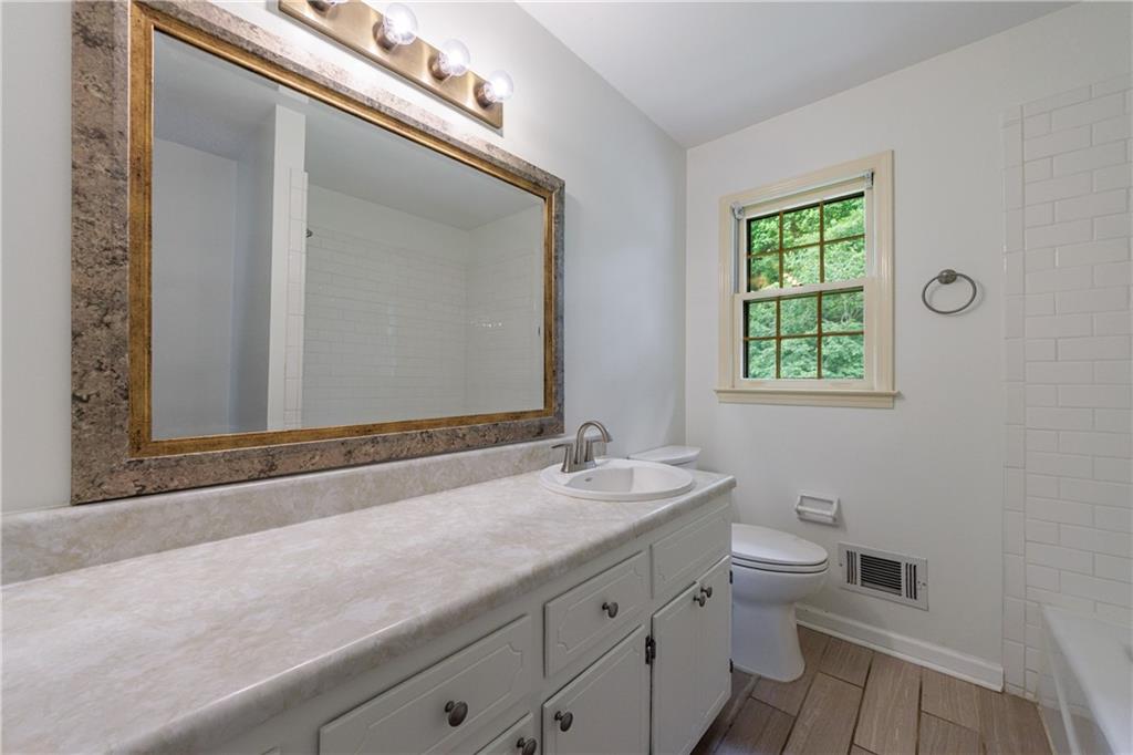 Coleridge - Residential Lease
