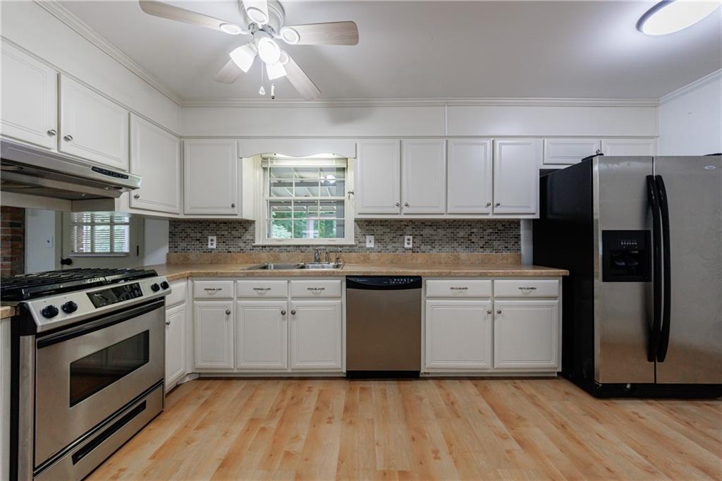 Coleridge - Residential Lease