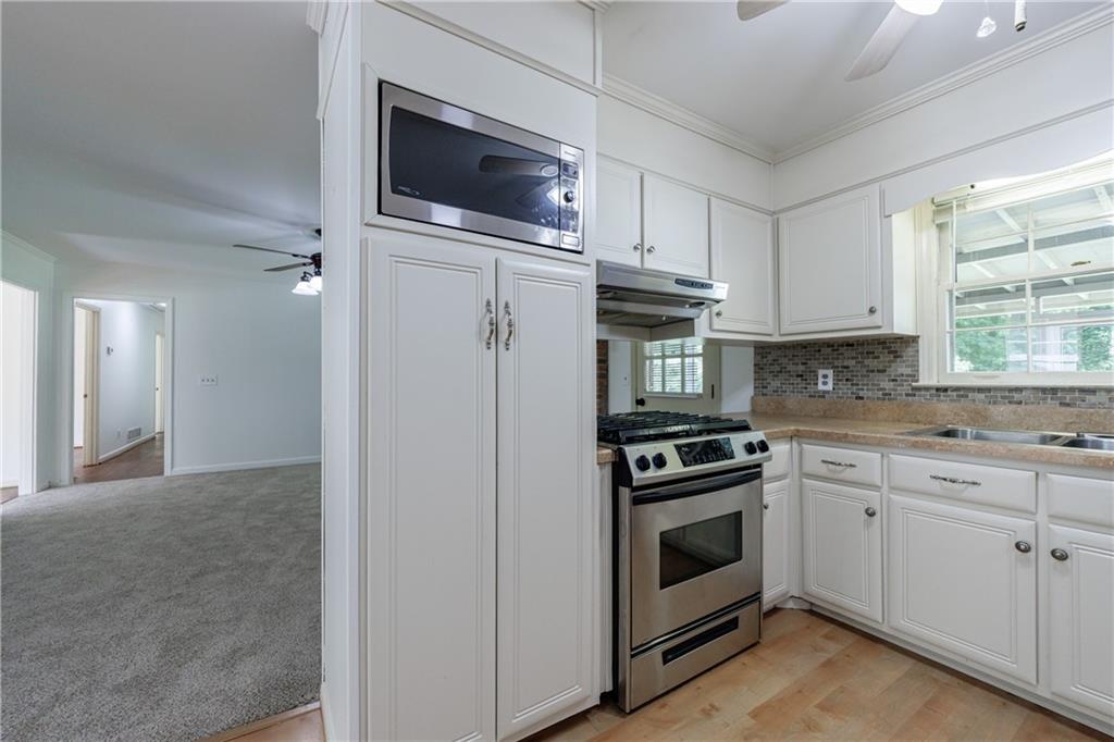 Coleridge - Residential Lease