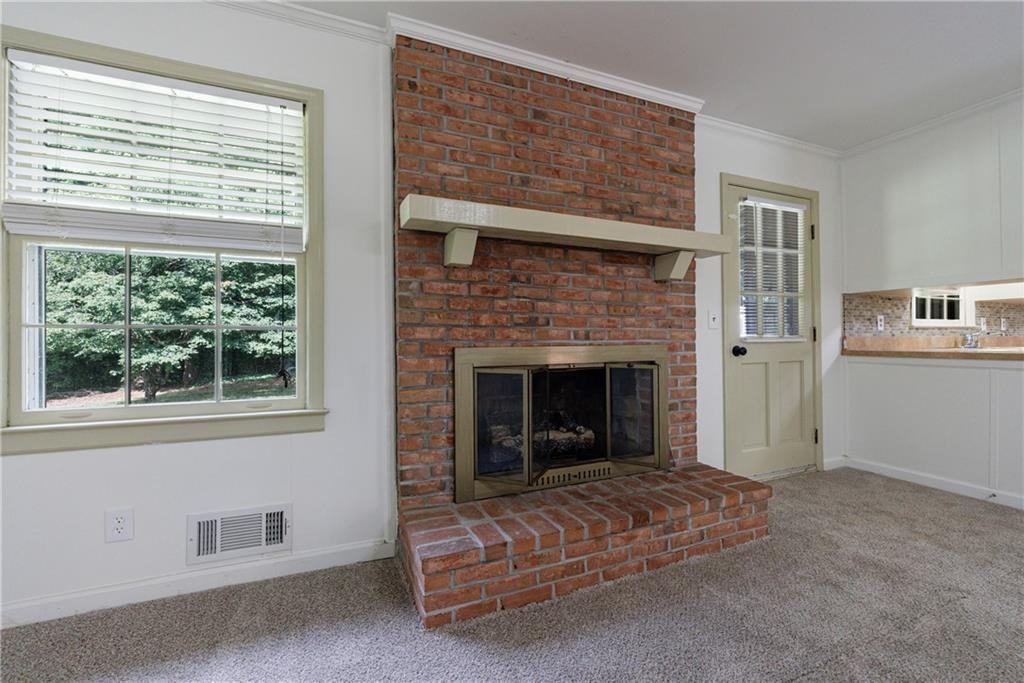Coleridge - Residential Lease