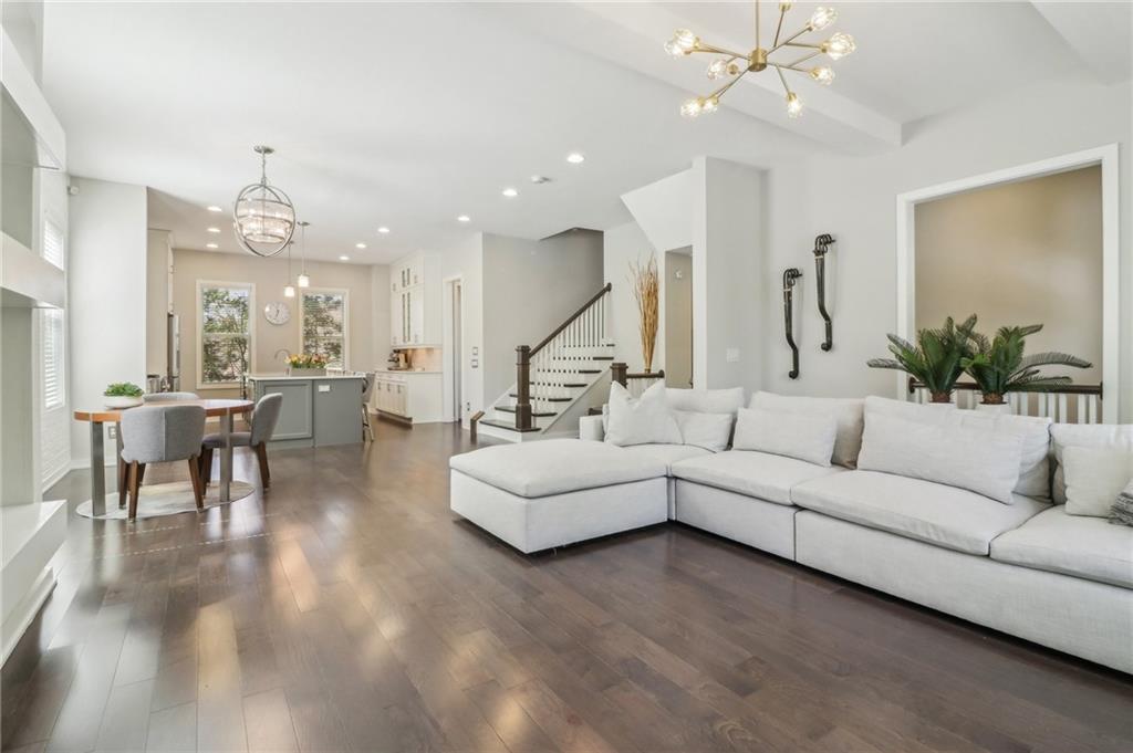823 Canterbury Overlook