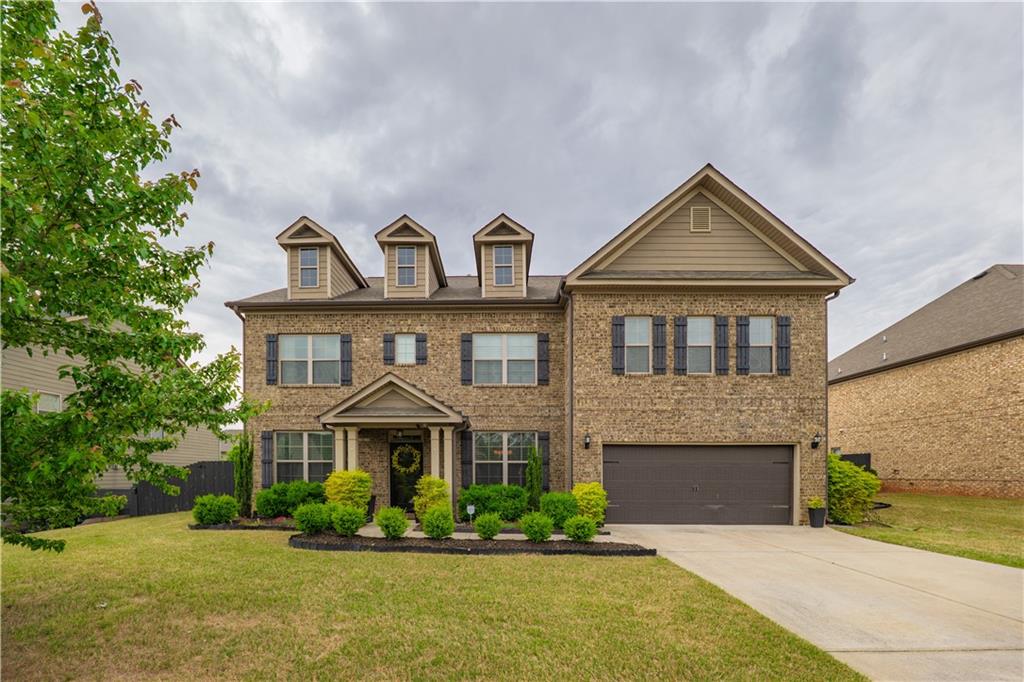 590 Birkdale Drive, Fairburn, Georgia image 1