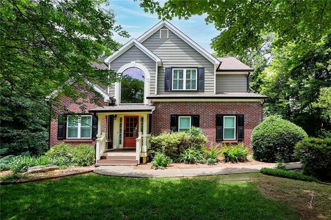 Homes For Sale - 230 Wentworth Drive<br/> Cherokee County, Holly Springs, GA 30114