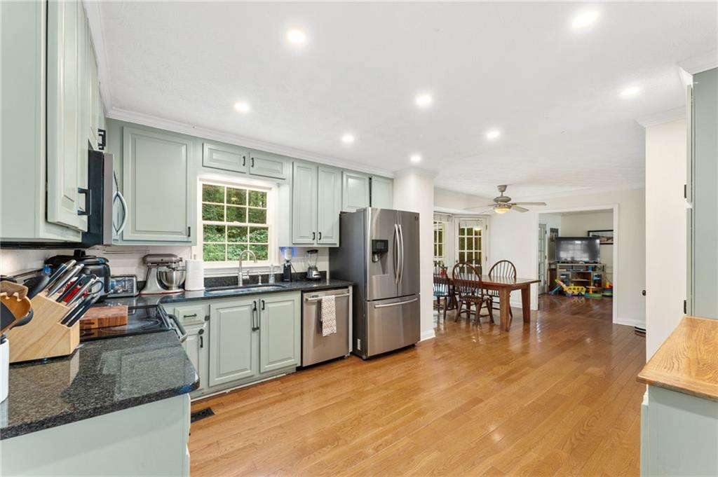 4834 Shallow Creek Drive NW