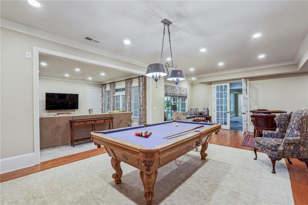 Atlanta, Georgia, 30339, United States, 5 Bedrooms Bedrooms, ,8 BathroomsBathrooms,Residential,Active,2041482