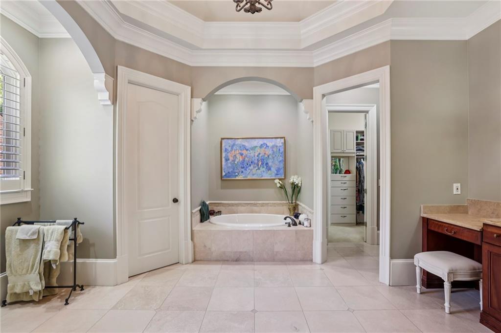 Atlanta, Georgia, 30339, United States, 5 Bedrooms Bedrooms, ,8 BathroomsBathrooms,Residential,Active,2041482