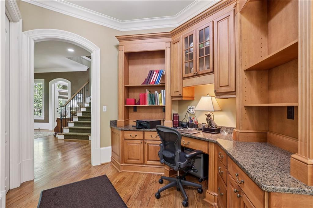Atlanta, Georgia, 30339, United States, 5 Bedrooms Bedrooms, ,8 BathroomsBathrooms,Residential,Active,2041482
