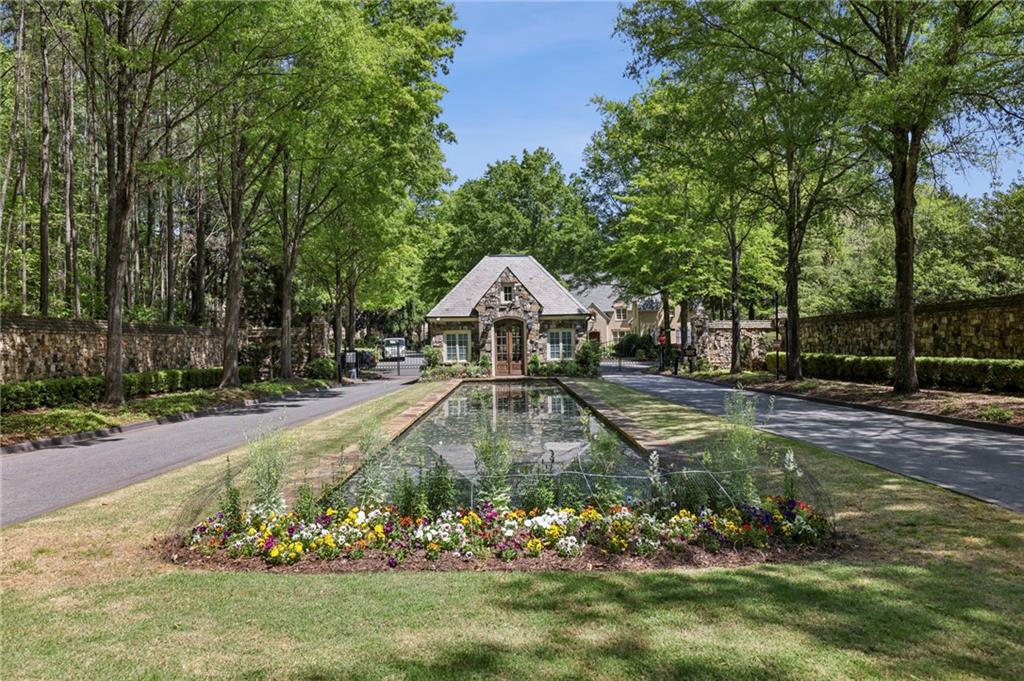 Atlanta, Georgia, 30339, United States, 5 Bedrooms Bedrooms, ,8 BathroomsBathrooms,Residential,Active,2041482