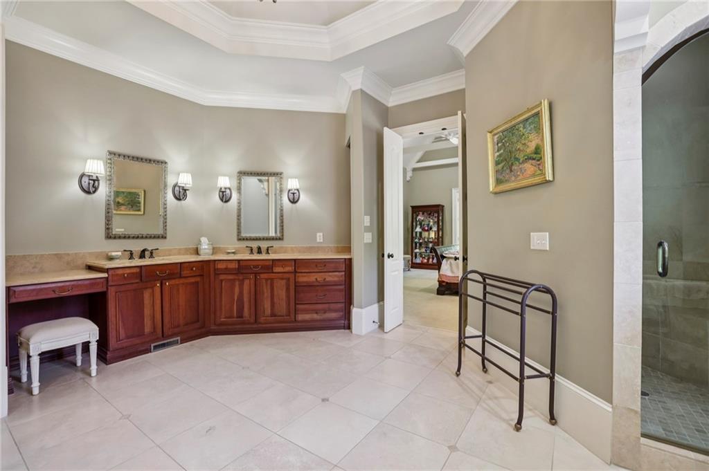 Atlanta, Georgia, 30339, United States, 5 Bedrooms Bedrooms, ,8 BathroomsBathrooms,Residential,Active,2041482