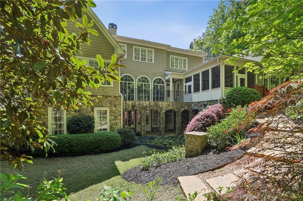 Atlanta, Georgia, 30339, United States, 5 Bedrooms Bedrooms, ,8 BathroomsBathrooms,Residential,Active,2041482