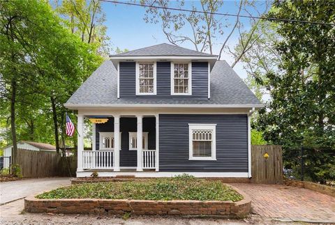 Photo of 646 Augusta Place, Atlanta, GA 30315 (MLS # 7659754)