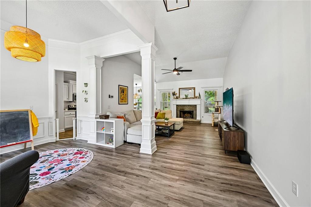 399 Laurel Oaks Lane