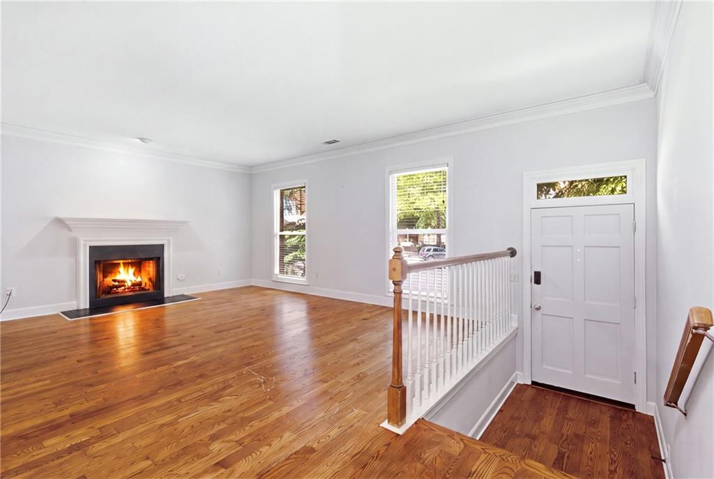 7500 Roswell Road 6