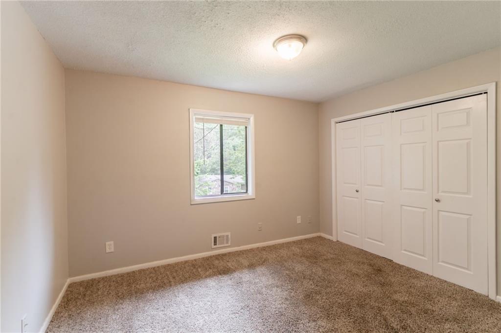 6255 Saddlewood Drive, Lithonia, Georgia image 17