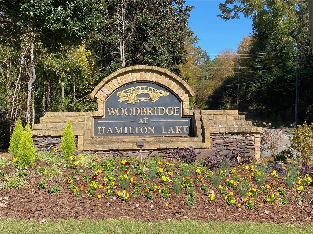 Woodbridge at Hamilton Lake - Residential