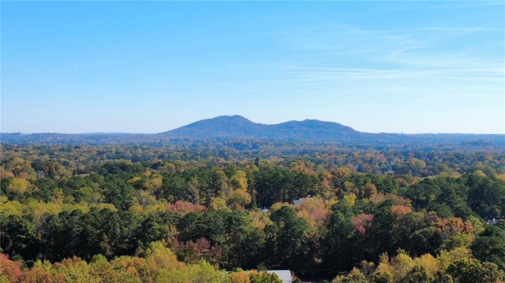 Woodbridge at Hamilton Lake - Residential