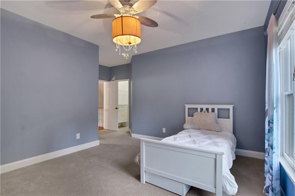 Woodbridge at Hamilton Lake - Residential