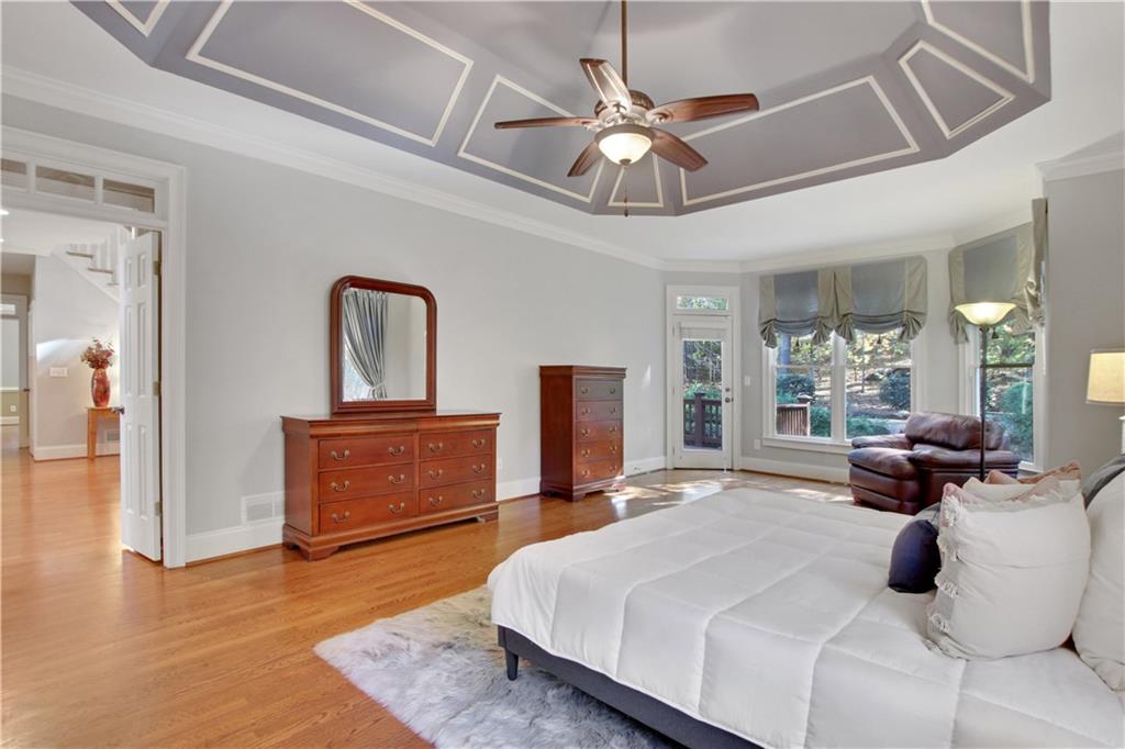 Woodbridge at Hamilton Lake - Residential