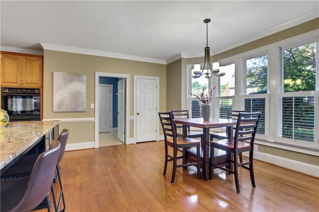 Woodbridge at Hamilton Lake - Residential