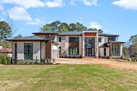 124 Woodlawn Drive NE Marietta GA 30067