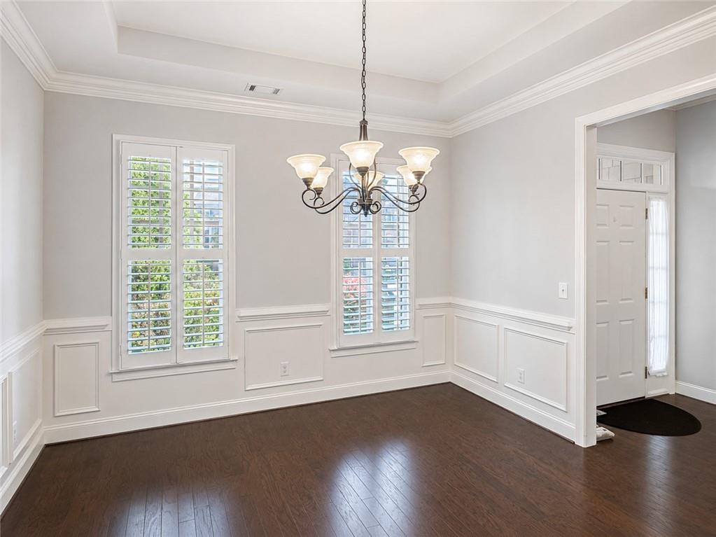 514 Glenmanor Court