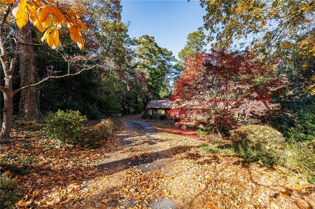 4961 Long Island Drive NW