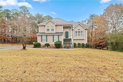 A home in Adairsville