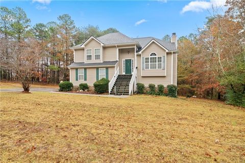 A home in Adairsville