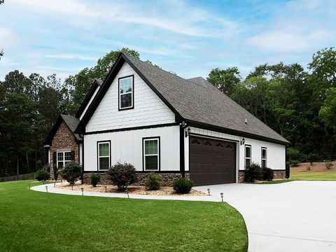 A home in Douglasville