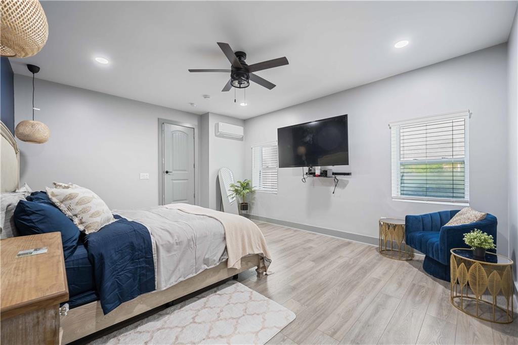 295 Hollyberry Drive, Roswell, Georgia image 11