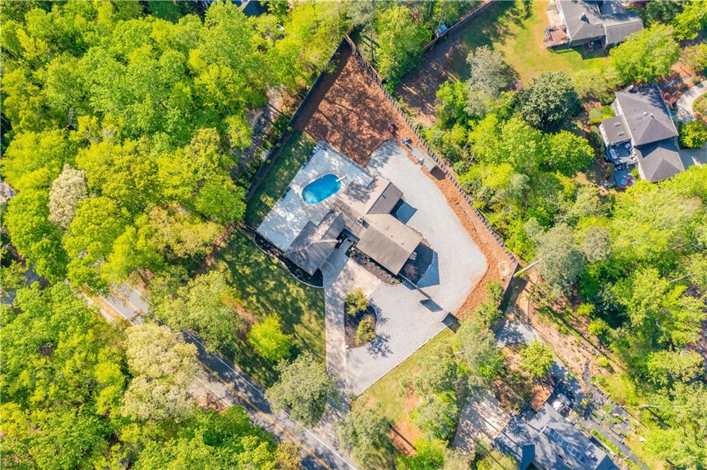 295 Hollyberry Drive, Roswell, Georgia image 25