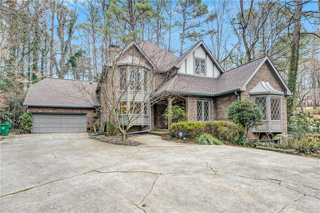 1701 Trotters Lane
