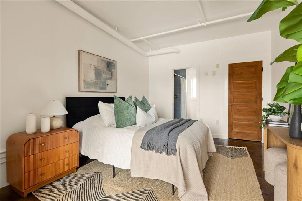 675 Greenwood Avenue NE 109