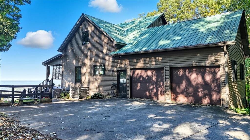 49 Rimrock Road