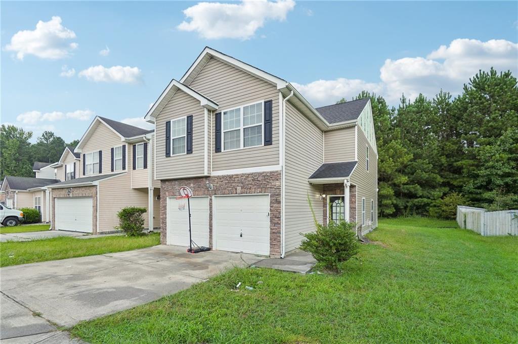 6511 Grey Fox Way