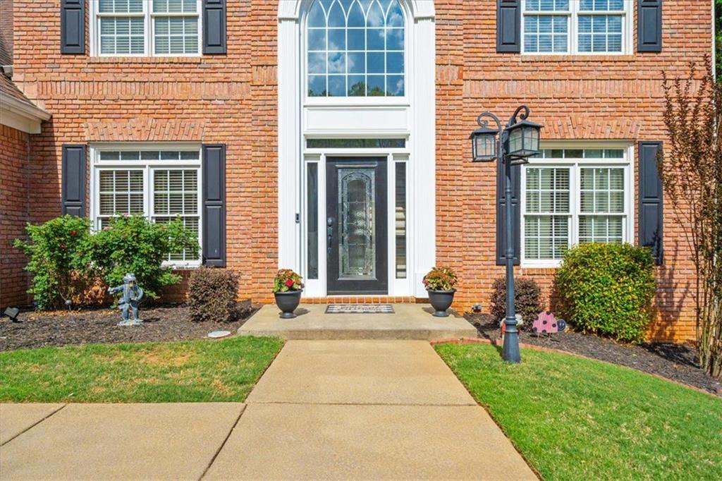 2638 Waters Edge