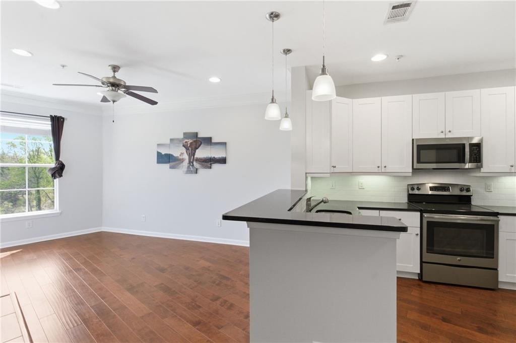 10 Perimeter Summit Boulevard NE 4443