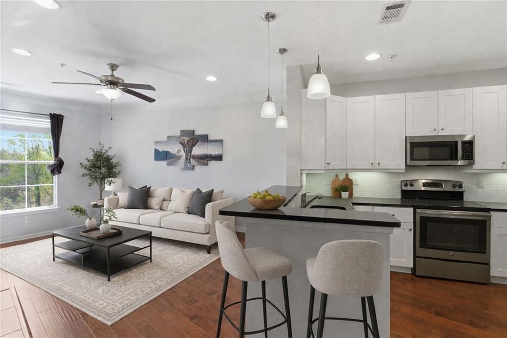 10 Perimeter Summit Boulevard NE 4443