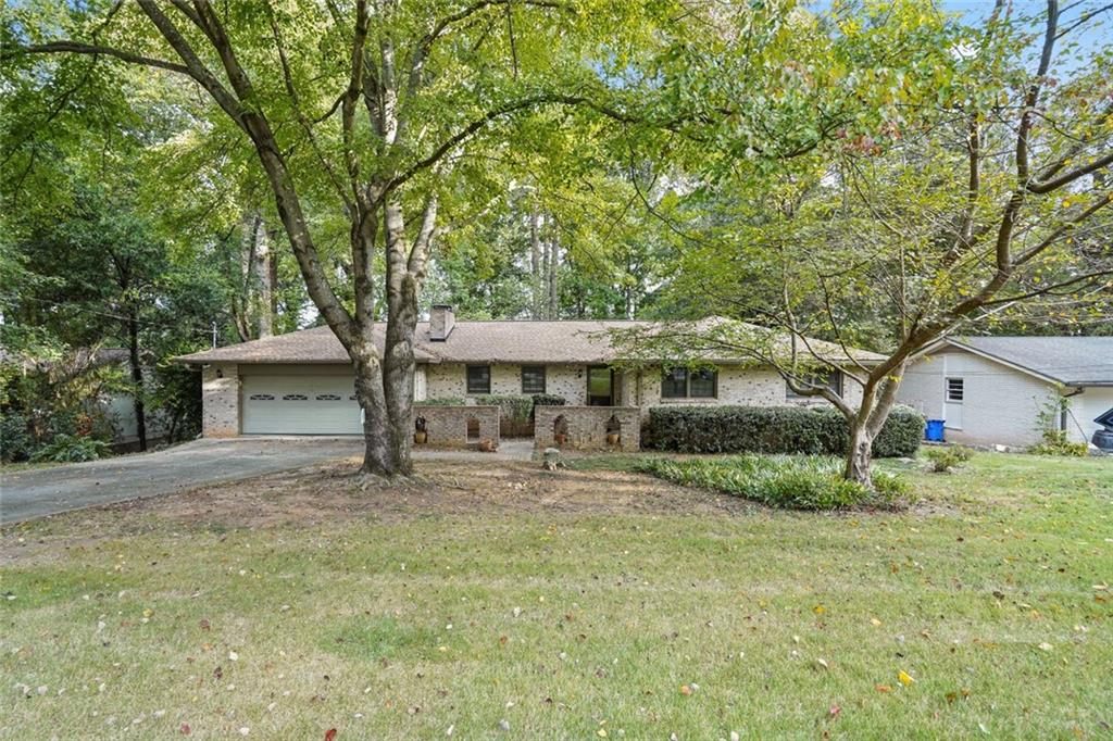 3288 N Embry Circle