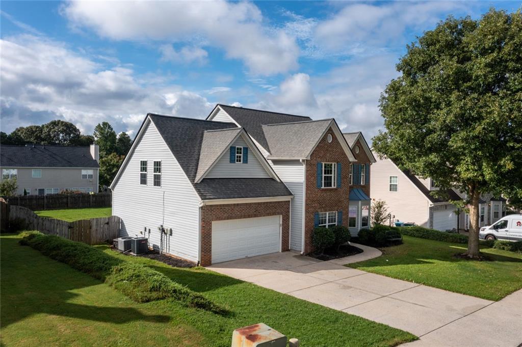 2451 Lance Ridge Way NE