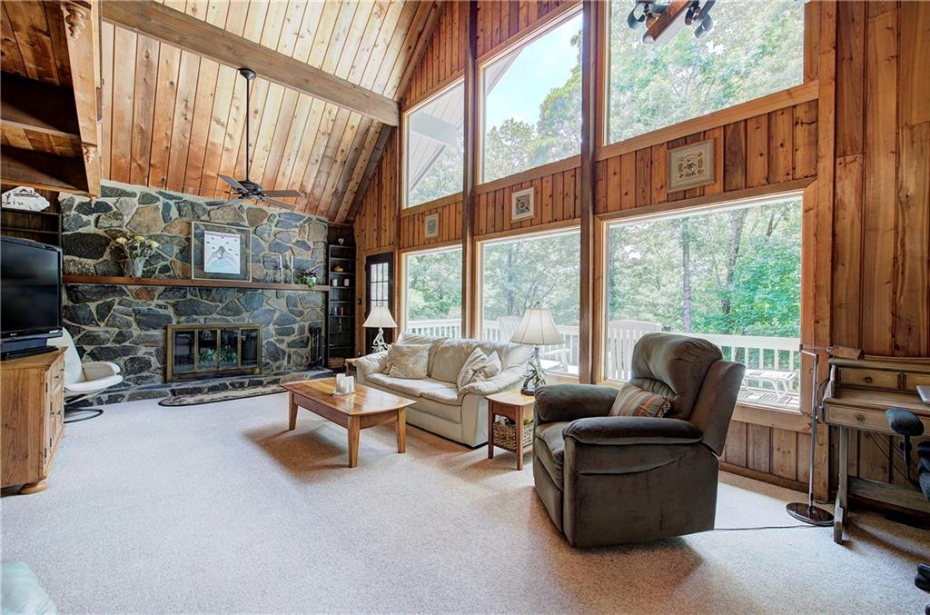 1467 Little Hendricks Mountain Road