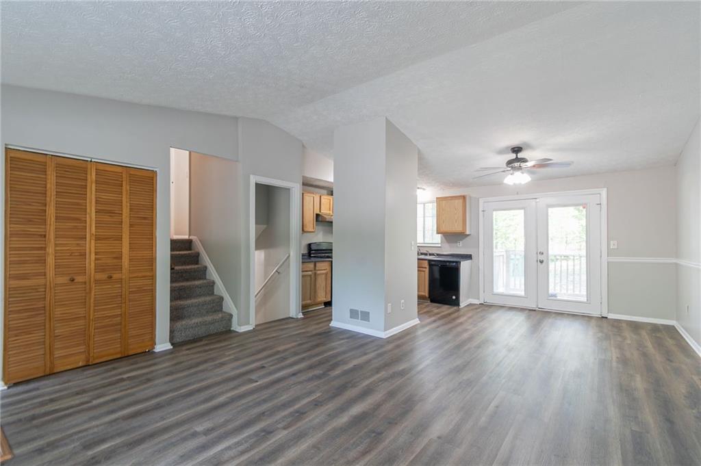 2092 Countydown Lane, Stone Mountain, Georgia image 6