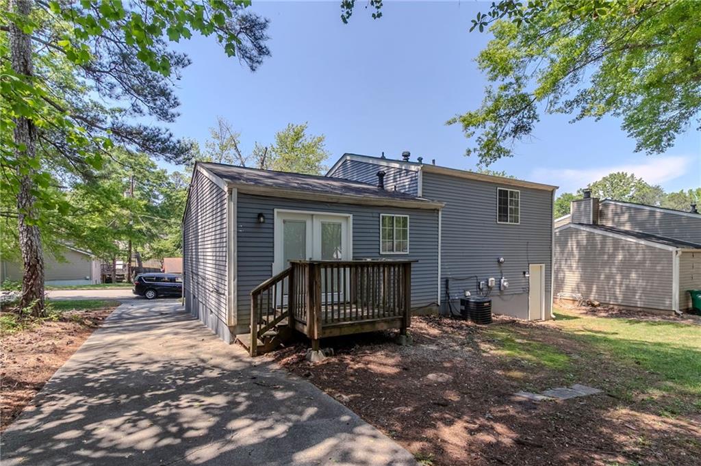 2092 Countydown Lane, Stone Mountain, Georgia image 30