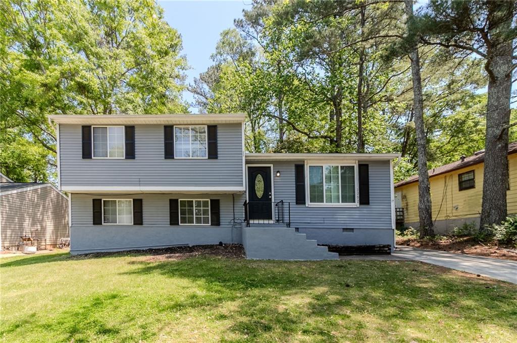 2092 Countydown Lane, Stone Mountain, Georgia image 1