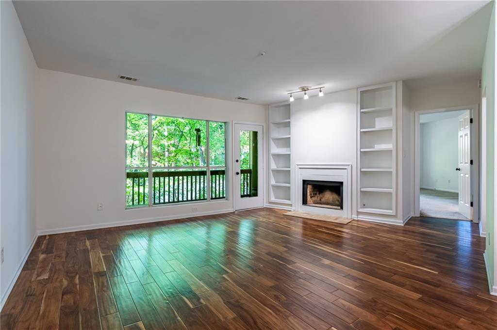 476 Sherman Way
