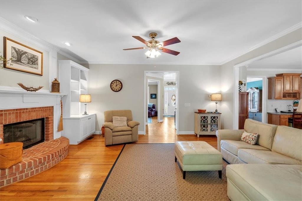 6034 Addington Drive, Acworth, Georgia image 12