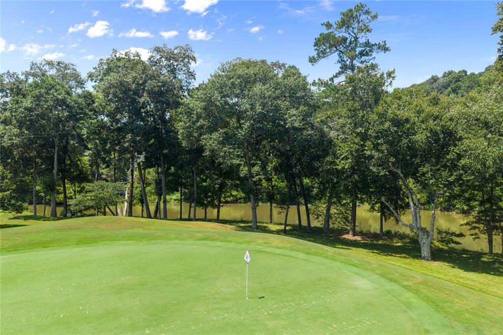 255 Tenth Fairway