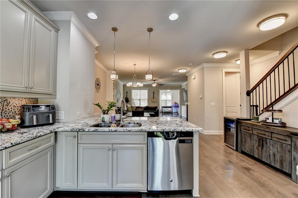 4007 Dunwoody Trace, Atlanta, Georgia image 9