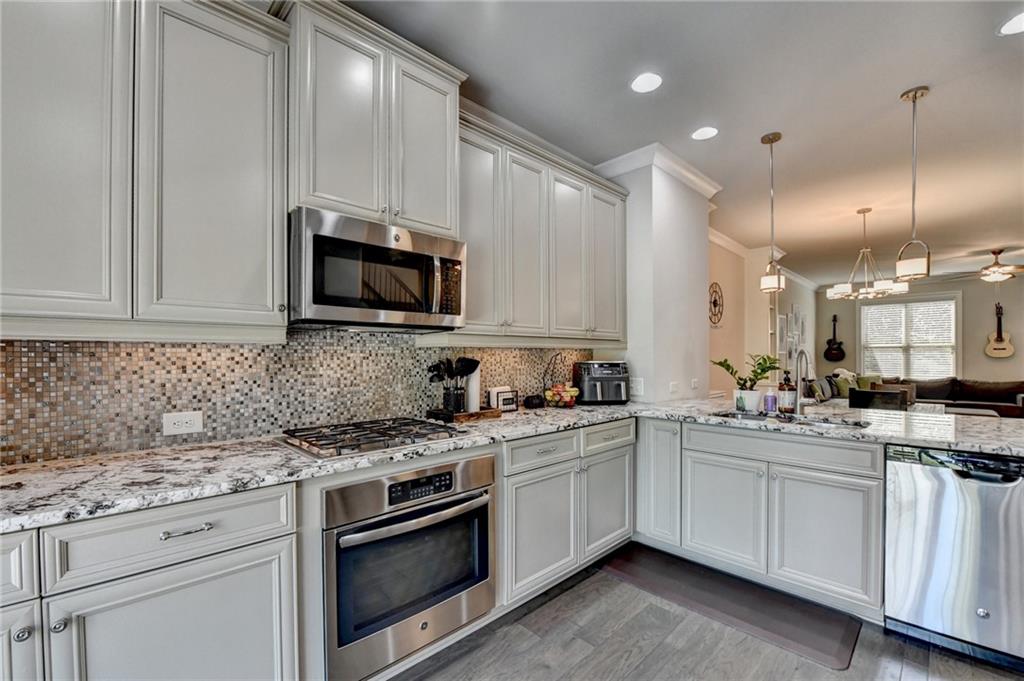 4007 Dunwoody Trace, Atlanta, Georgia image 7
