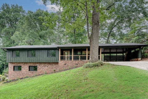 Homes For Sale - 1399 Vista Leaf Drive<br/> Decatur, GA 30033